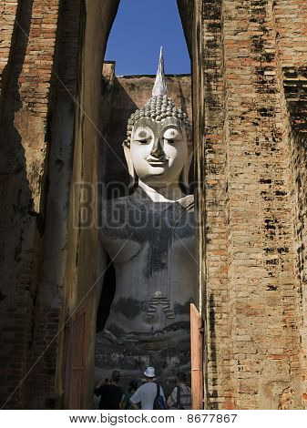 Wat Si Chum, Sukhothai