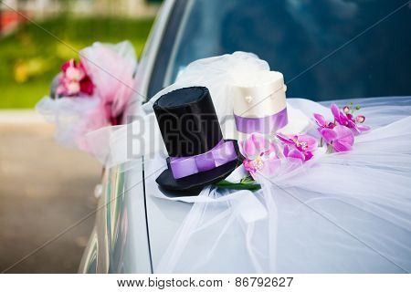Wedding Car Decoration With Two Top Hats