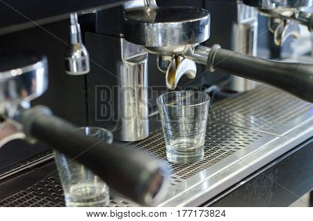 group head machine coffee prepare taste arabica