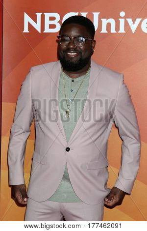 LOS ANGELES - MAR 20:  Lil Rel Howery at the NBCUniversal Summer Press Day at Beverly Hilton Hotel on March 20, 2017 in Beverly Hills, CA