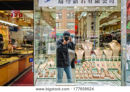 Manhattan Street Scene