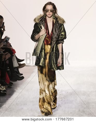 Jeremy Scott - Fall 2017 Collection