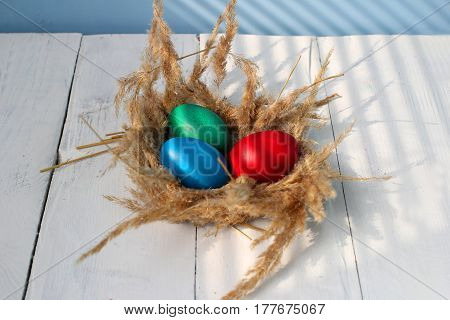 Easter (Catholic Ea­ster Sunday and Ortho­dox Easter Sunday): e­gg, paint, bright col­ors, holiday