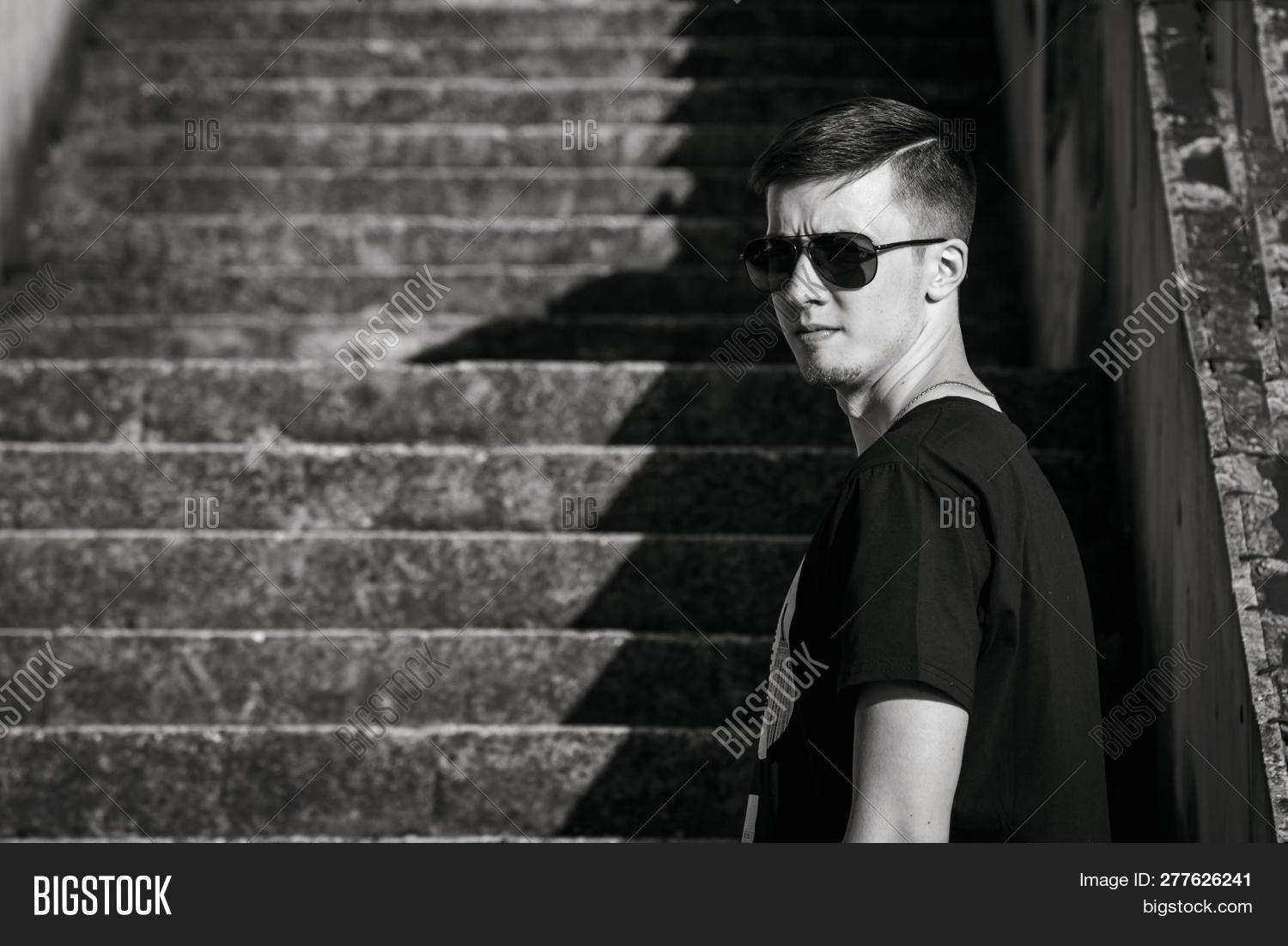 black and white yungs mens