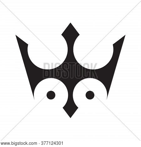 Lord Penguin Logo Company Simple Vector Ilustration