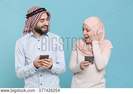 Excited Couple Friends Arabian Muslim Man Wonam In Keffiyeh Kafiya Ring Igal Agal Hijab Clothes Isol