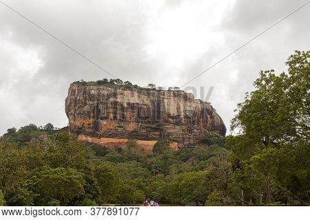 Beautiful Ancient Lion Rock Fortress In Sigiriya Or Sinhagiri, Located Near The Town Of Dambulla, A 