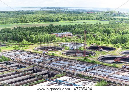 Water Treatment Plant Area With Round Settlers And Aeration Basins