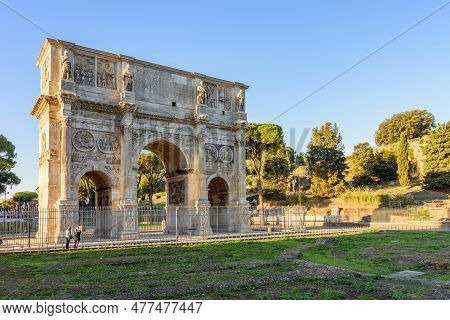 Arch Of Constantine (arco Di Constantino) Near Colosseum (coliseum), Rome, Italy