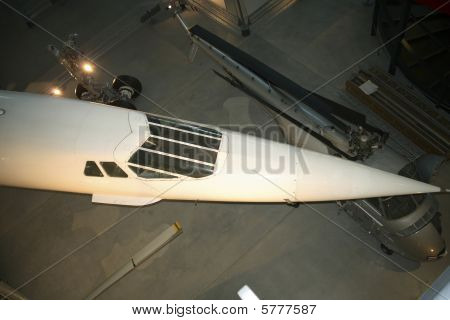 die Concorde zusammen mit anderen