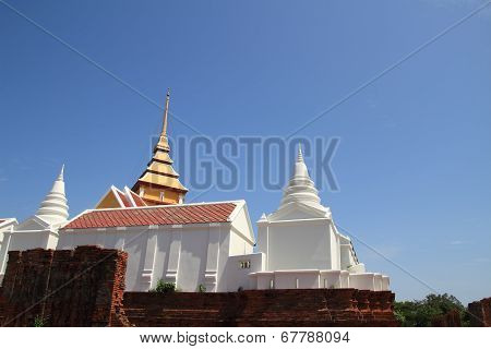 Mondop and stupa