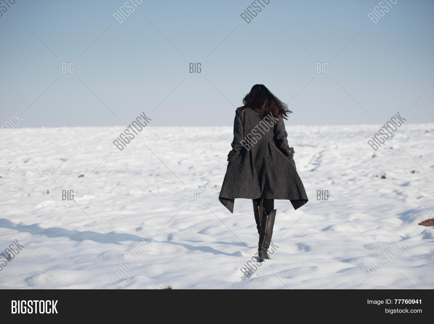 Фото Девушка Зима Снег Со Спины