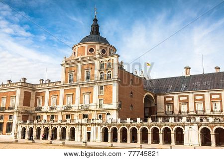 Majestic Palace Of Aranjuez
