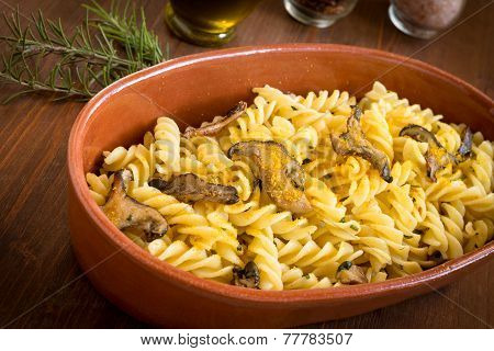 Fusilli with bottarga and mushrooms