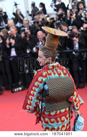 Victoria Abril attends the 'Ismael's Ghosts (Les Fantomes d'Ismael)' screening and Opening Gala during the 70th annual Cannes Film Festival at Palais  on May 17, 2017 in Cannes, France.