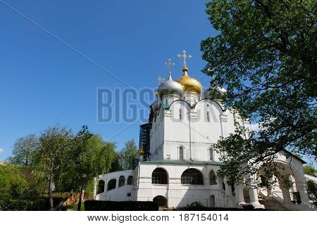 Cathedral of the Smolensk Blessed Mary - side view - Novodevichy Convent - Moscow, Russia