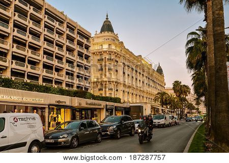 Luxury Hotel 