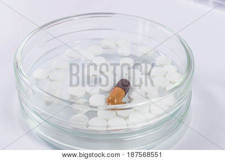 Analysis of medicaments in laboratory. Medical Research and diseases Science