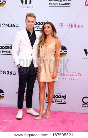 LAS VEGAS - MAY 21:  Cameron Fuller, Lauren Elizabeth at the 2017 Billboard Music Awards - Arrivals at the T-Mobile Arena on May 21, 2017 in Las Vegas, NV