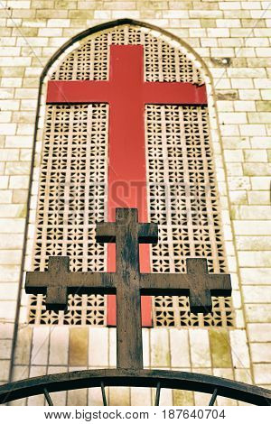 The Chatolic Church And The Cross