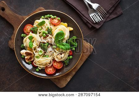 Pasta Chicken Primavera