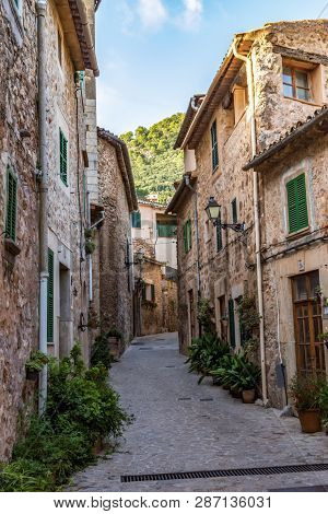 Valldemossa, Spain - October 20, 2018: Empty Narrow Street In The Old Valldemossa Village - Mallorca