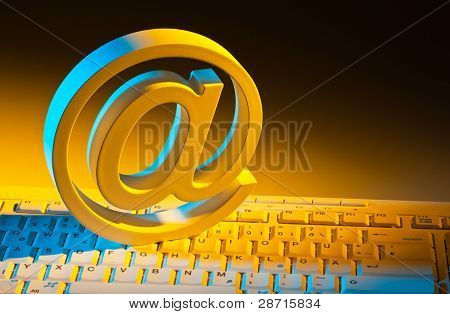 caratteri della tastiera posta elettronica e computer.