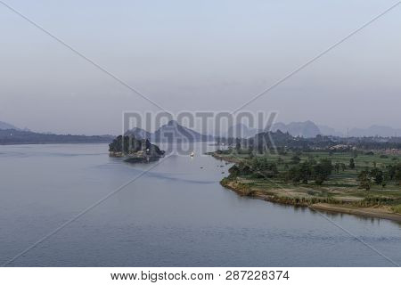 Horizontal Picture Of An  The Beautiful Thanlwin River During Daytime At Hpa-an, Important Landmark 