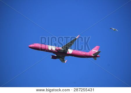 Amsterdam The Netherlands - September 23rd 2017: Tf-joy Wow Air Airbus A321-200 Takeoff From Kaagbaa