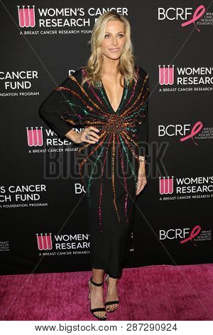LOS ANGELES - FEB 28:  Jamie Tisch at the Women's Cancer Research Fund's An Unforgettable Evening at the Beverly Wilshire Hotel on February 28, 2019 in Beverly Hills, CA