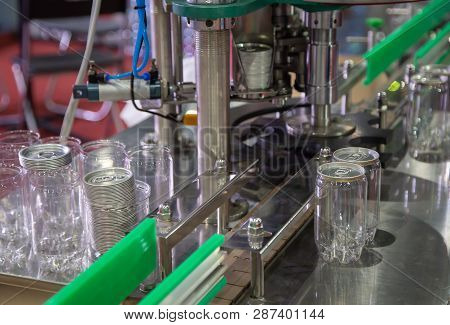 Production Line Of Automatic Ring Pull Can Sealing Machine
