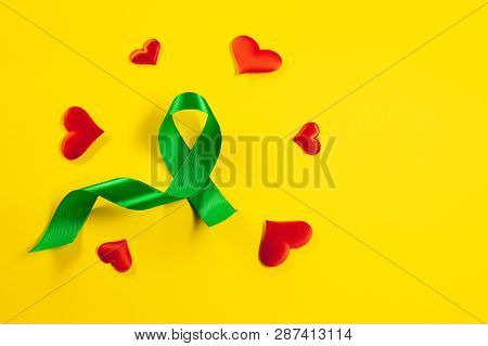 Liver Cancer And Hepatitis B - Hvb Awareness Month Ribbon, Emerald Green Or Jade Ribbon Awareness Co