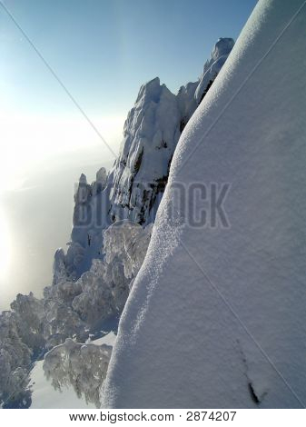 山中雪冬