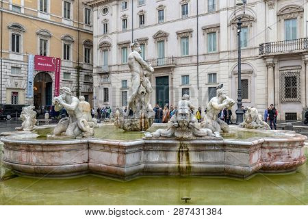 Rome, Italy - November 4, 2018: The Moor Fountain (fontana Del Moro) One Of Three Sculpted Fountain 