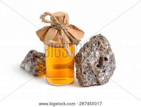 Benzoin Or Benjamin Essential Oil Or Gum Benzoin Or Gum Benjamin, Loban