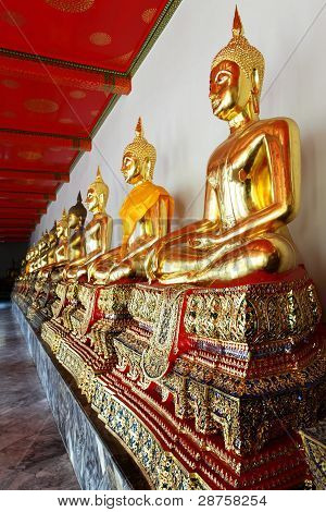 Buddhové na Wat Pho