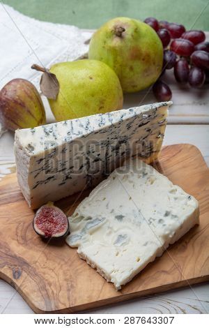 Gorgonzola Picant And Dolce Italian Blue Cheese, Made From Unskimmed Cow's Milk In North Of Italy