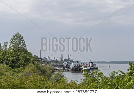 Ruse, Bulgaria - May 1, 2008: The Danube River Passing Through The City Of Ruse, Bulgaria