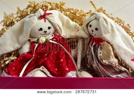 Easter Bunny Decor