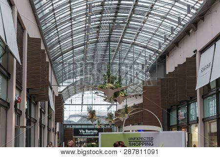 Bochum, Nrw, Germany - January 11, 2016:
Interior Shopping Mall Of The Ruhr Park In Bochum. The Shop