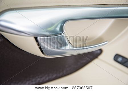 The Shiny And Luxury Car Door Open Handle
