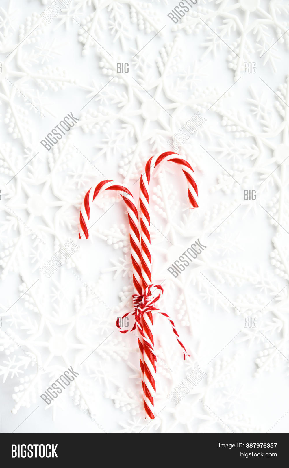 Candy Canes Bow On Image & Photo (Free Trial) | Bigstock
