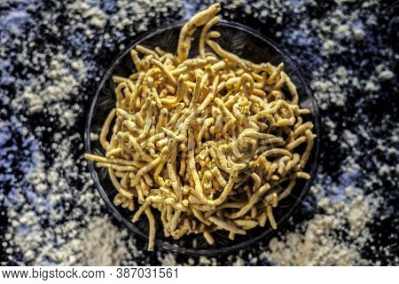 Close Up Shot Of Gujarati Famous Tea-time Snack Dish Bhavnagiri Gathiya In A Serving Plate. Shot Of