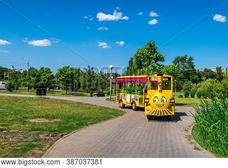 Voznesenovsky Park In Zaporozhye, Ukraine