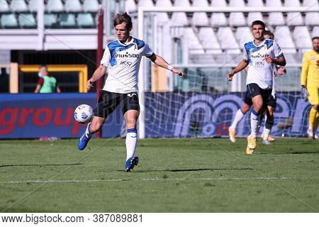 Torino, Italy. 26th September 2020. Marten De Roon Of  Atalanta Bergamasca Calcio During The Serie A