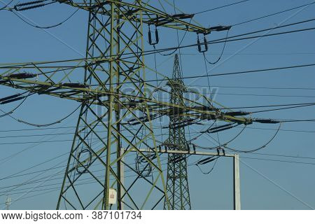 Energy Supply With A 380 Kv Power Line