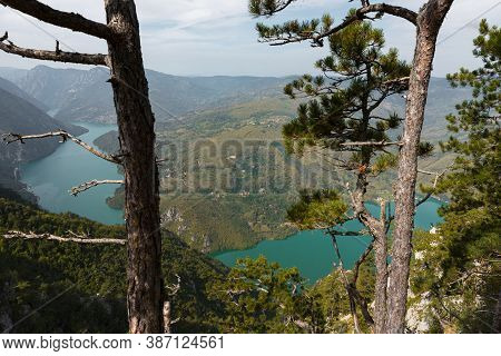Tara National Park, Serbia. Viewpoint Banjska Stena. View At Drina River Canyon And Lake Perucac Wit
