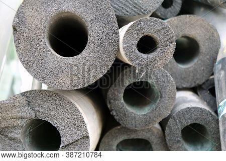 Air Duct Foam,  Grey Color Of Long Round Rods , As Material Use For Heat Insulation In Industrial Pl