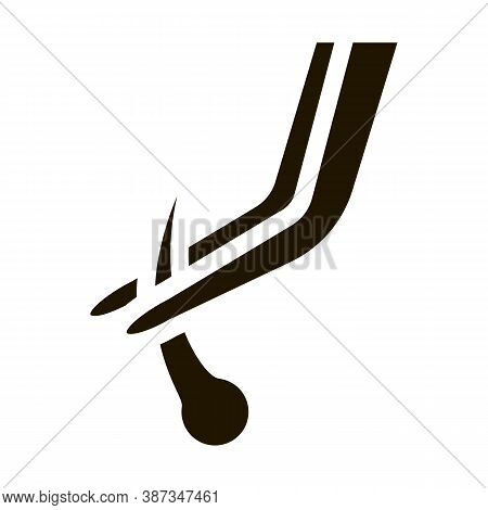 Plucking Hair Glyph Icon Vector. Plucking Hair Sign. Isolated Symbol Illustration