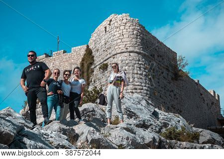 Omis Croatia September 2020 Group Of Erasmus Students Posing To Take A Photo In Front Of The Fortica